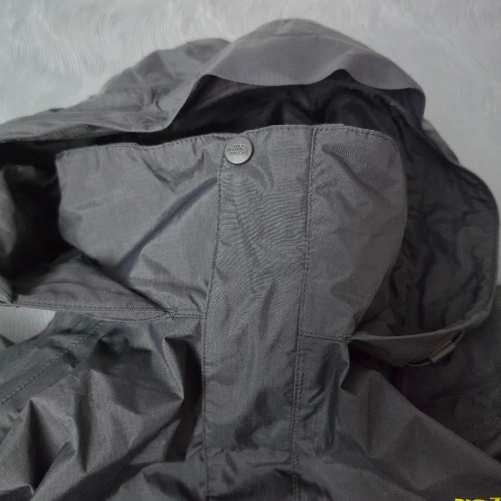 The North Face Resolve 2 Rain Jacket Mens Small Black Yellow Dryvent Hyvent S